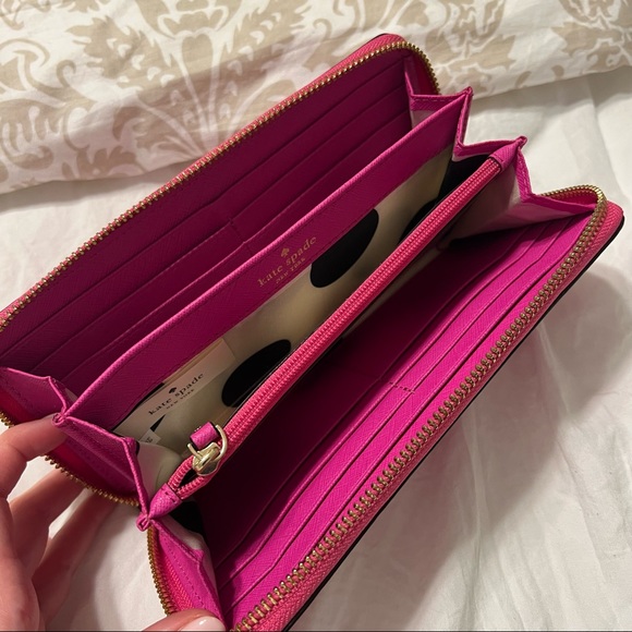 Kate Spade Wallet - Picture 4 of 8